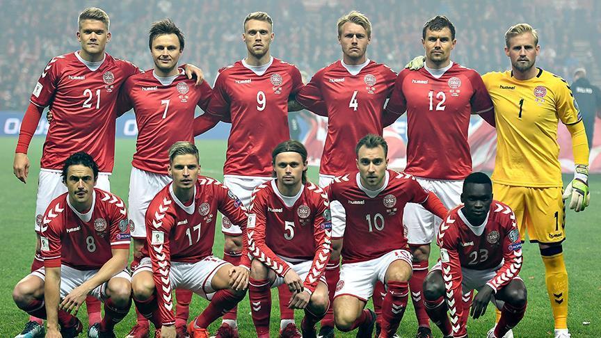 team photo for Dinamarca